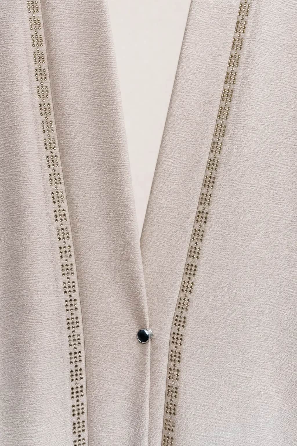 Placket Detail Abaya