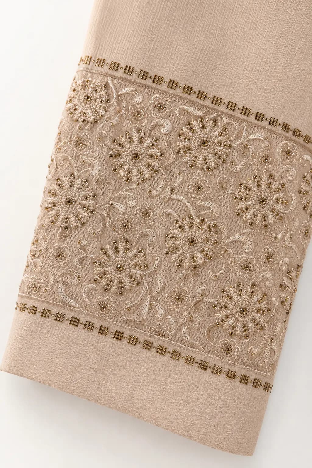 Placket Detail Abaya