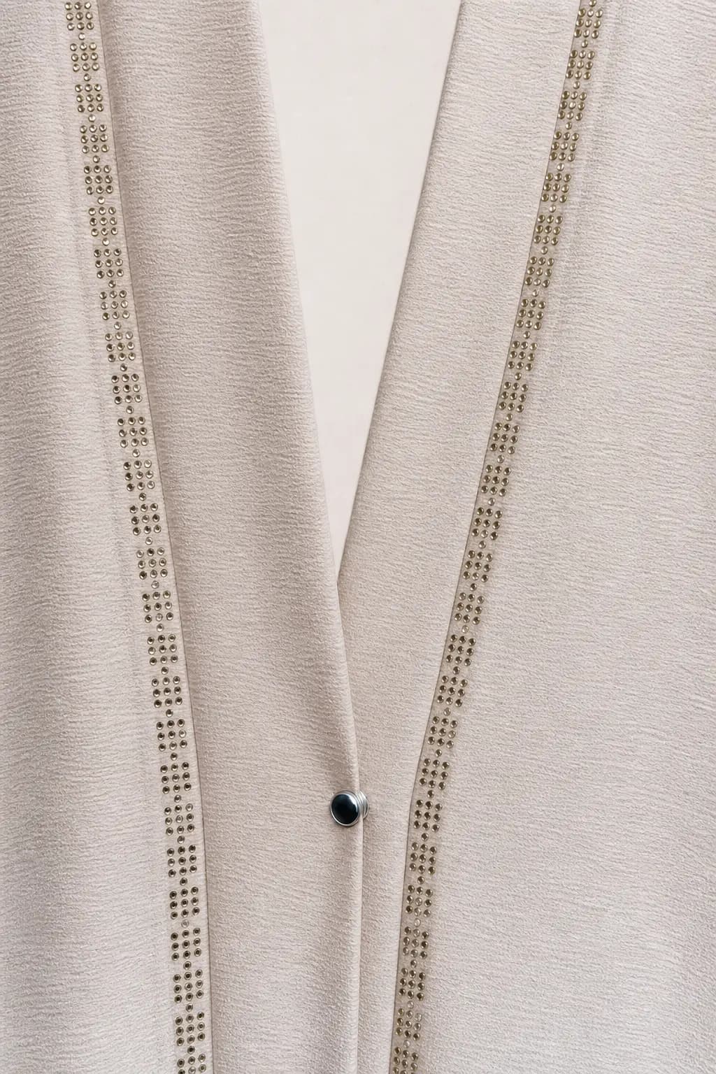 Placket Detail Abaya